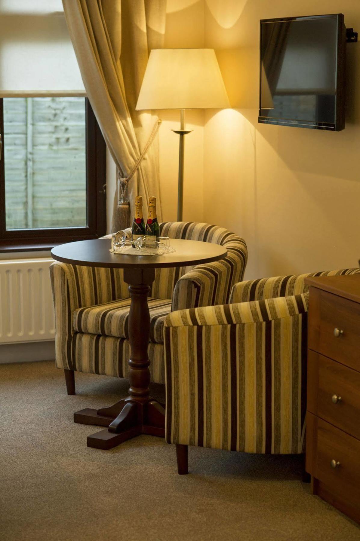 Appartamento Hillview Self Catering Lusk Esterno foto